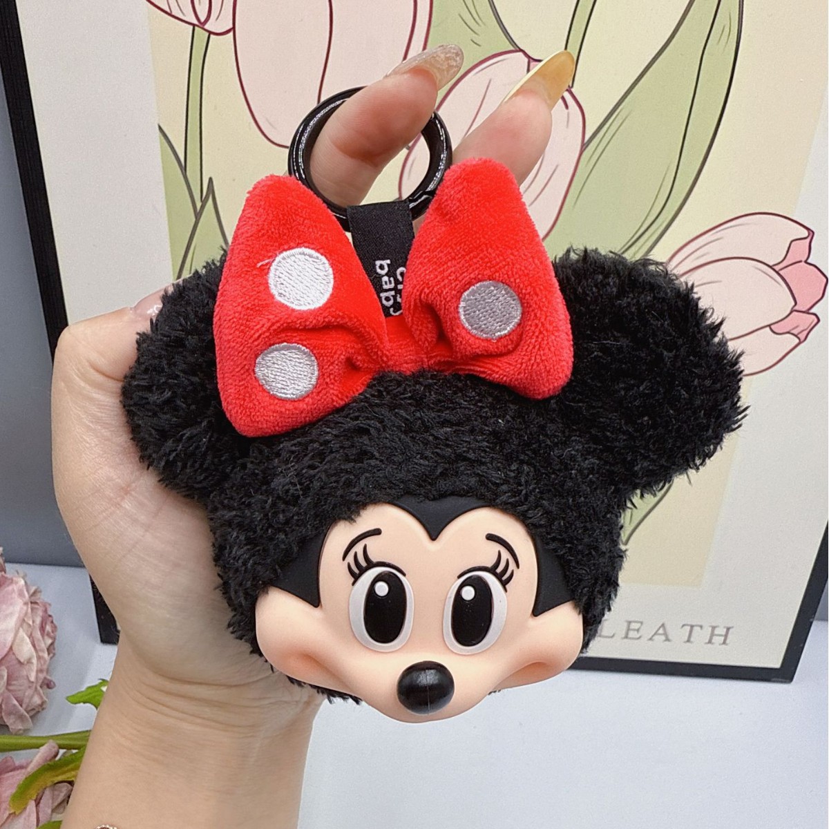 Carabiner Keychain - พวงกุญแจตุ๊กตามิกกี้มินนี่ น่ารัก วัสดุไวนิล ของสะสม ของขวัญ ตกแต่งกระเป๋าเป้